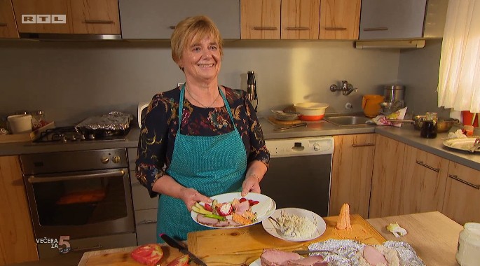 VEČERA ZA 5 NA SELU Mirjanina tradicionalna međimurska večera nije bila dovoljna za prelazak u vodstvo VEČERA ZA 5 NA SELU Mirjanina tradicionalna međimurska večera nije bila dovoljna za prelazak u vodstvo