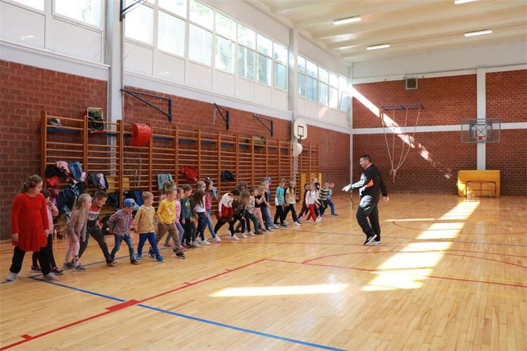 Zvjezdice posjetile Policijsku upravu međimursku