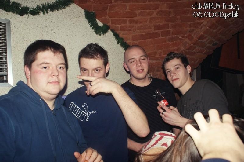 slika0021 Antrum (Petak, 6.1.2012) slika0021 Antrum (Petak, 6.1.2012)