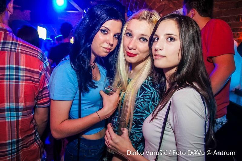 slika00008 Antrum (Subota, 28.6.2014. – Sandra Afrika)