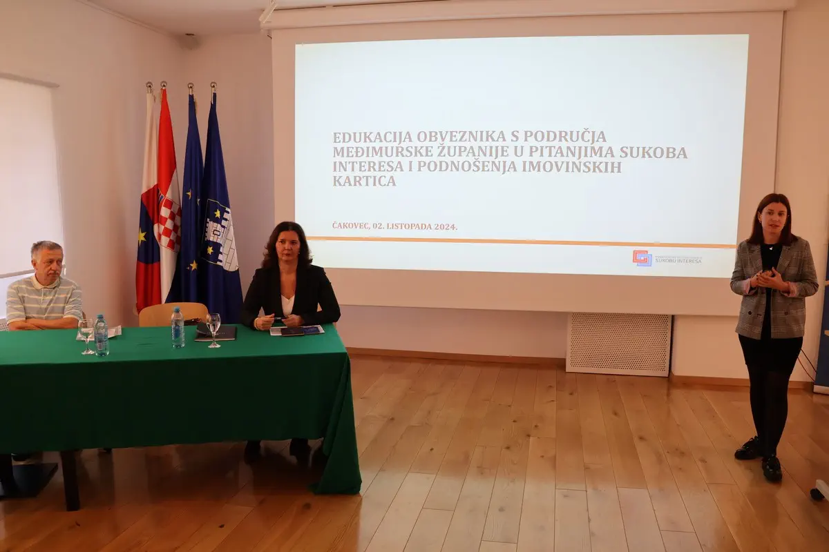 edukacija o sprječavanju sukoba interesa održana za dužnosnike Međimurske županije (8) edukacija o sprječavanju sukoba interesa održana za dužnosnike Međimurske županije (8)