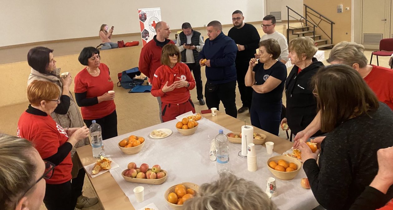 edukacija prva pomoć (8) edukacija prva pomoć (8)