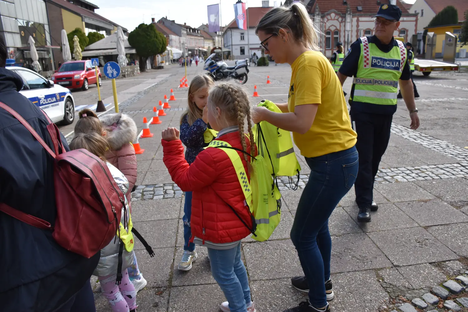 edukacija prvašića,sigurnost u prometu (10) edukacija prvašića,sigurnost u prometu (10)