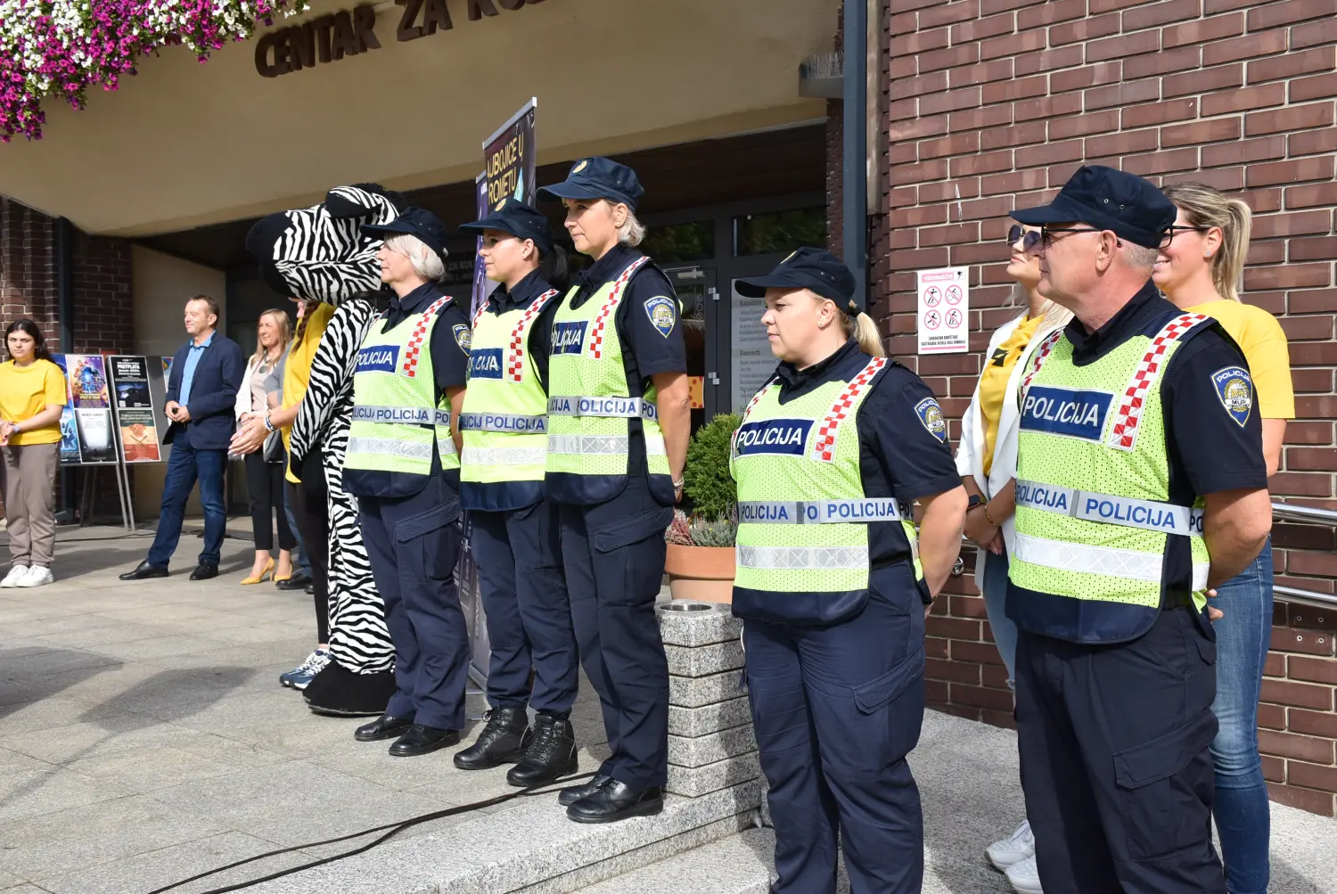 edukacija prvašića,sigurnost u prometu (20) edukacija prvašića,sigurnost u prometu (20)