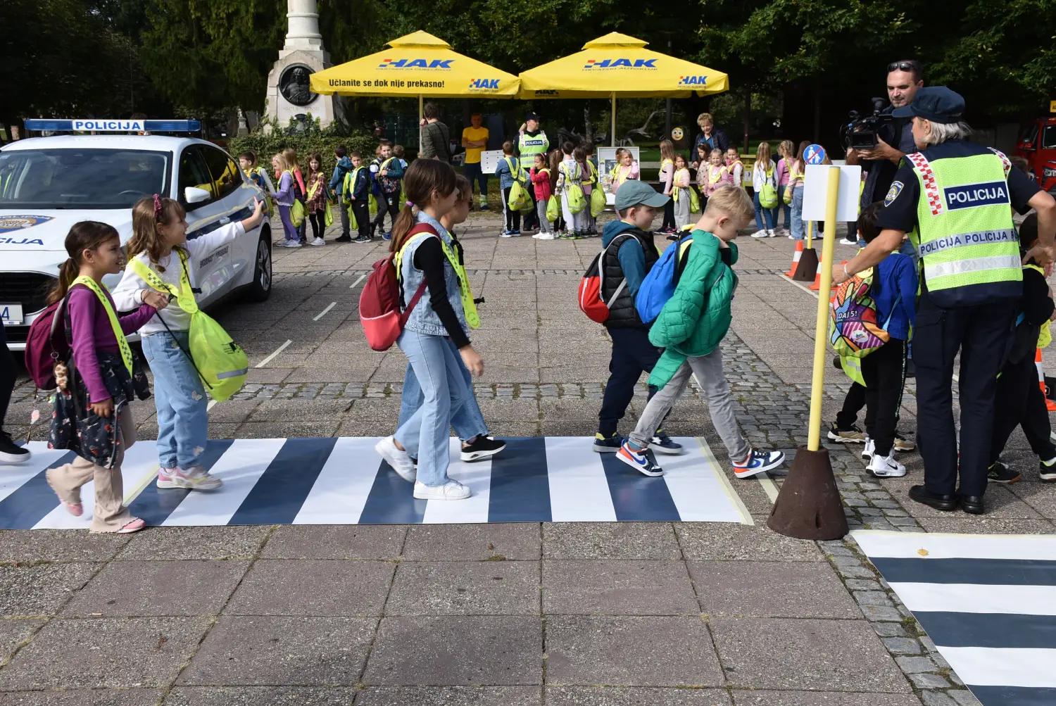 edukacija prvašića,sigurnost u prometu (40) edukacija prvašića,sigurnost u prometu (40)