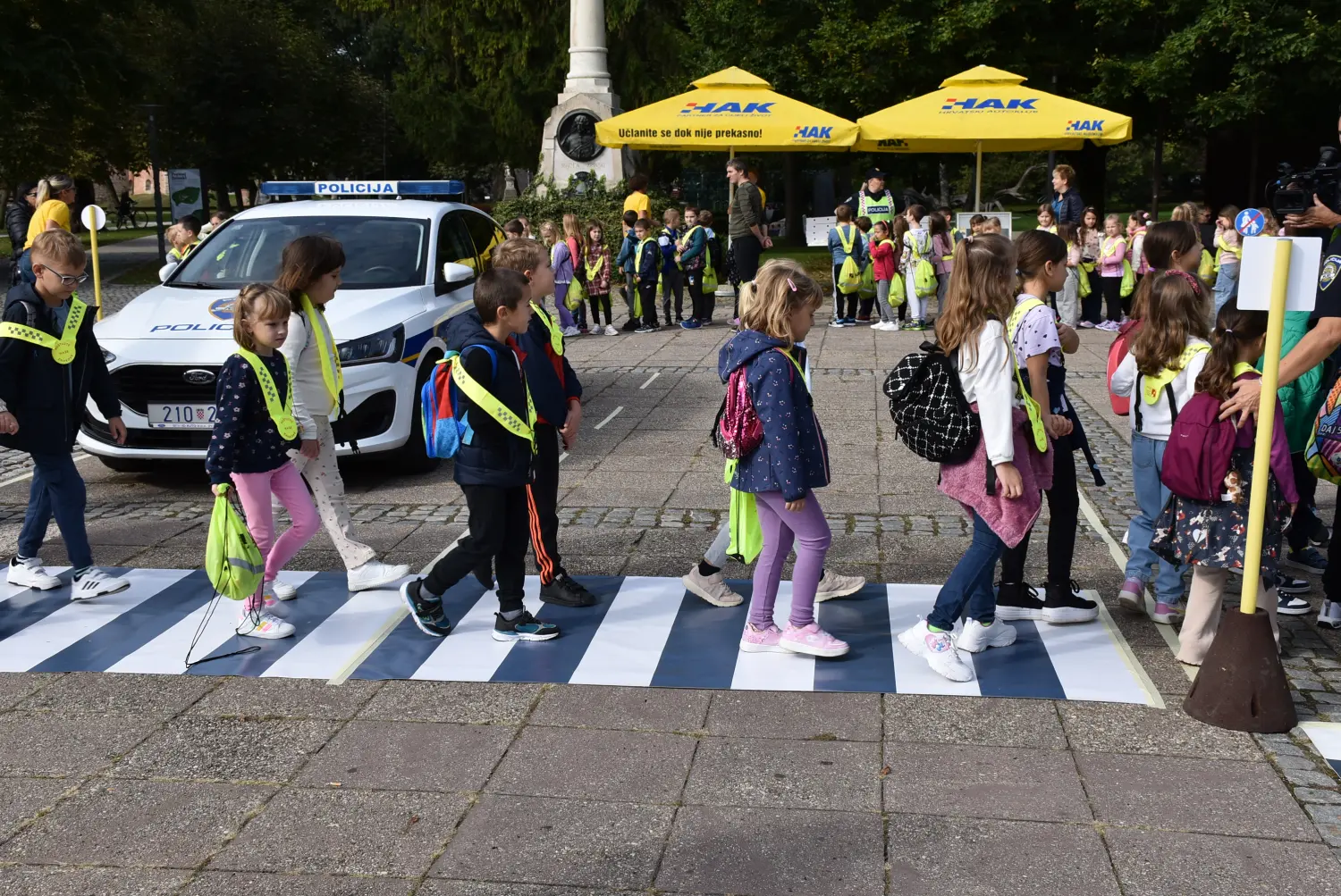 edukacija prvašića,sigurnost u prometu (41) edukacija prvašića,sigurnost u prometu (41)
