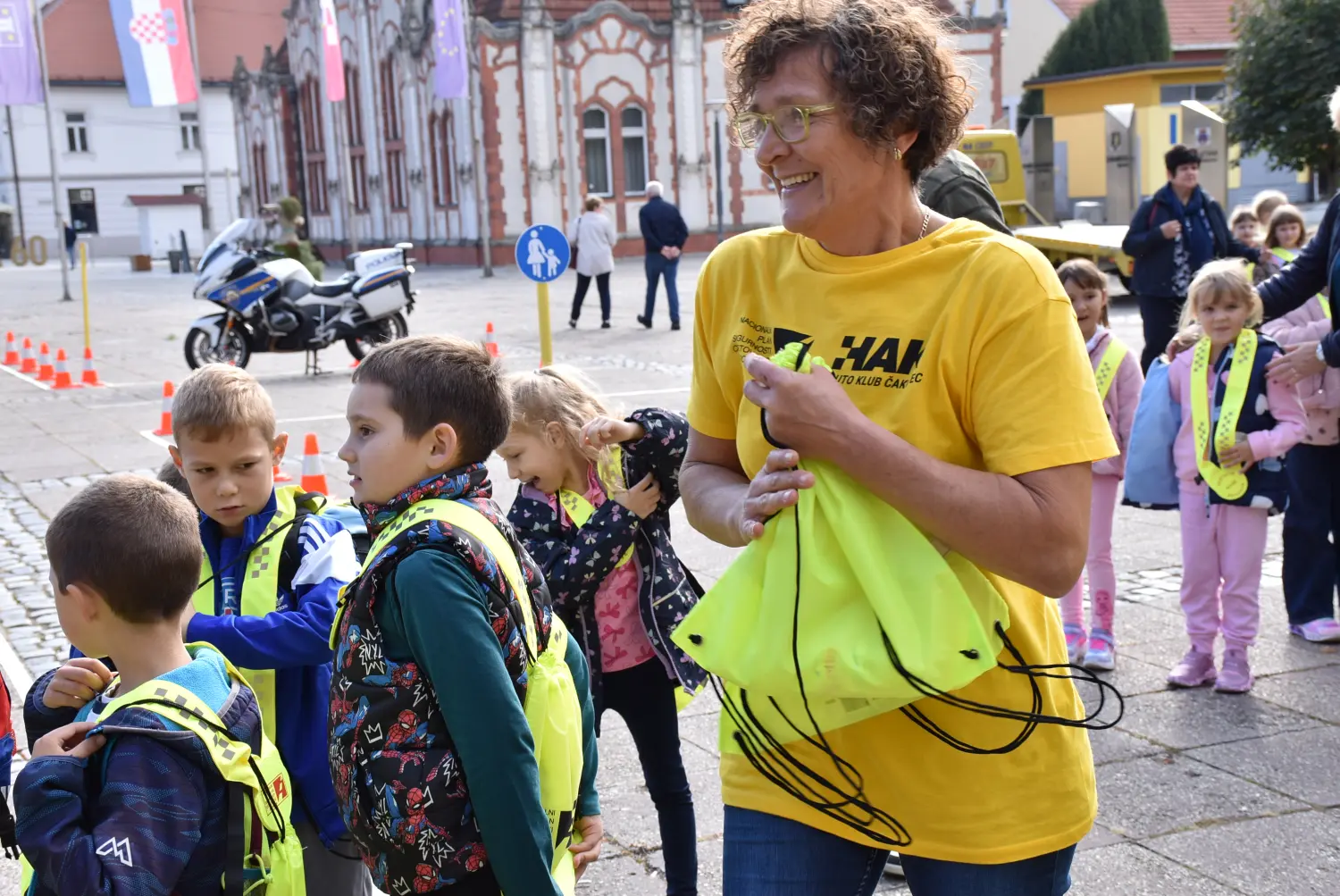 edukacija prvašića,sigurnost u prometu (5) edukacija prvašića,sigurnost u prometu (5)