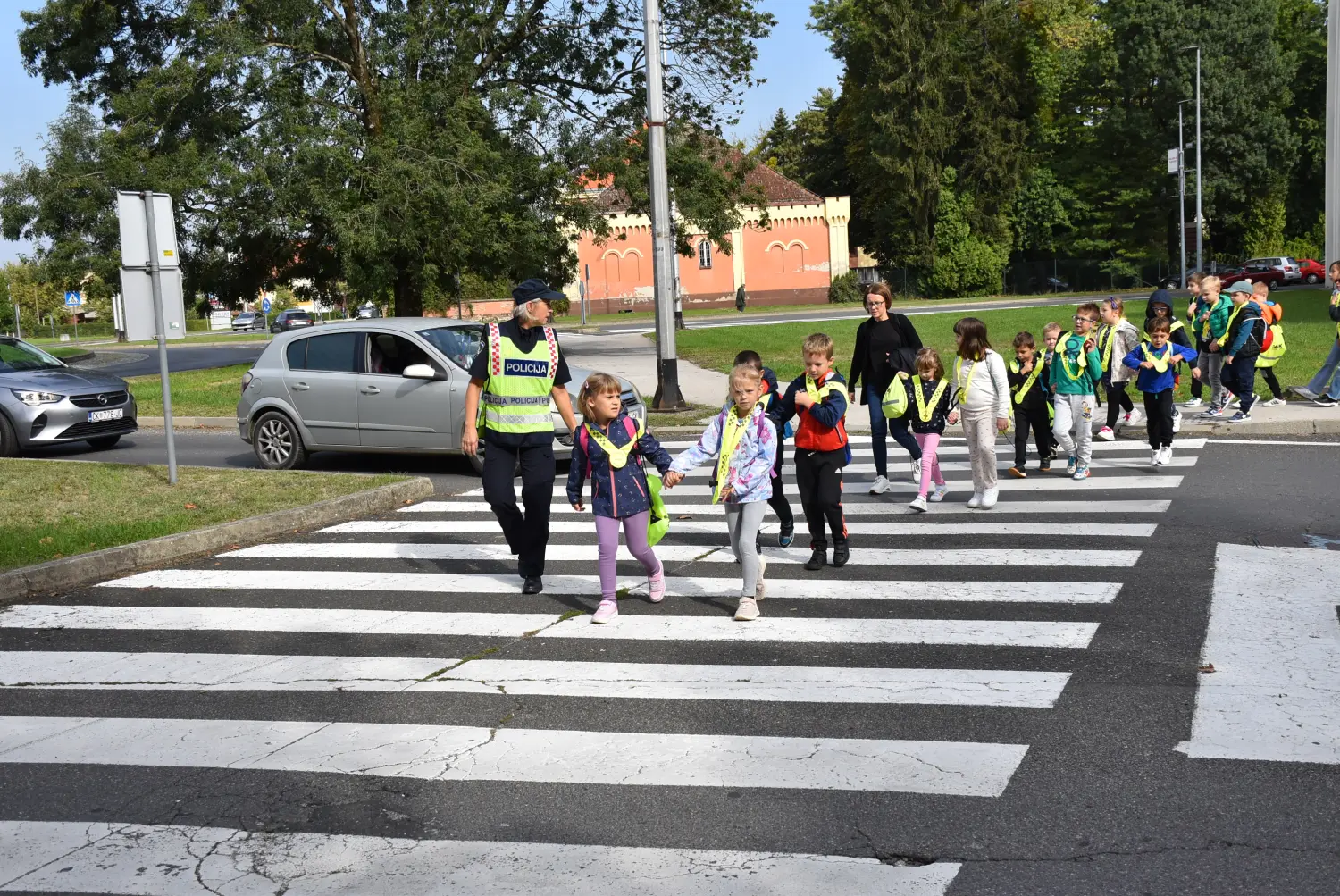 edukacija prvašića,sigurnost u prometu (50) edukacija prvašića,sigurnost u prometu (50)