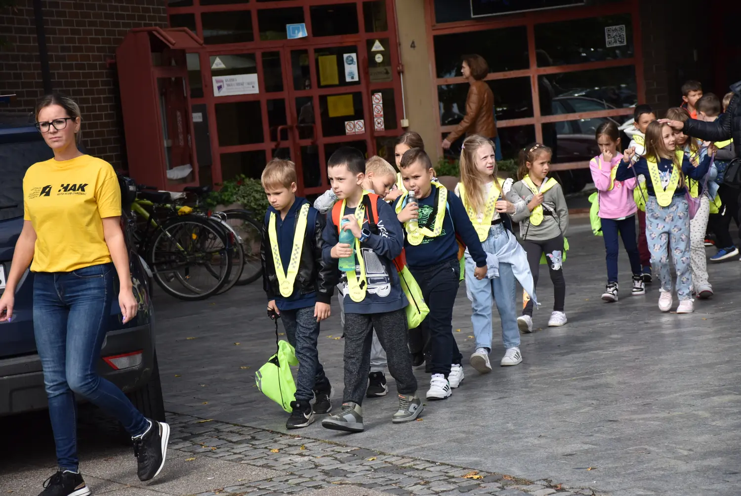 edukacija prvašića,sigurnost u prometu (60) edukacija prvašića,sigurnost u prometu (60)