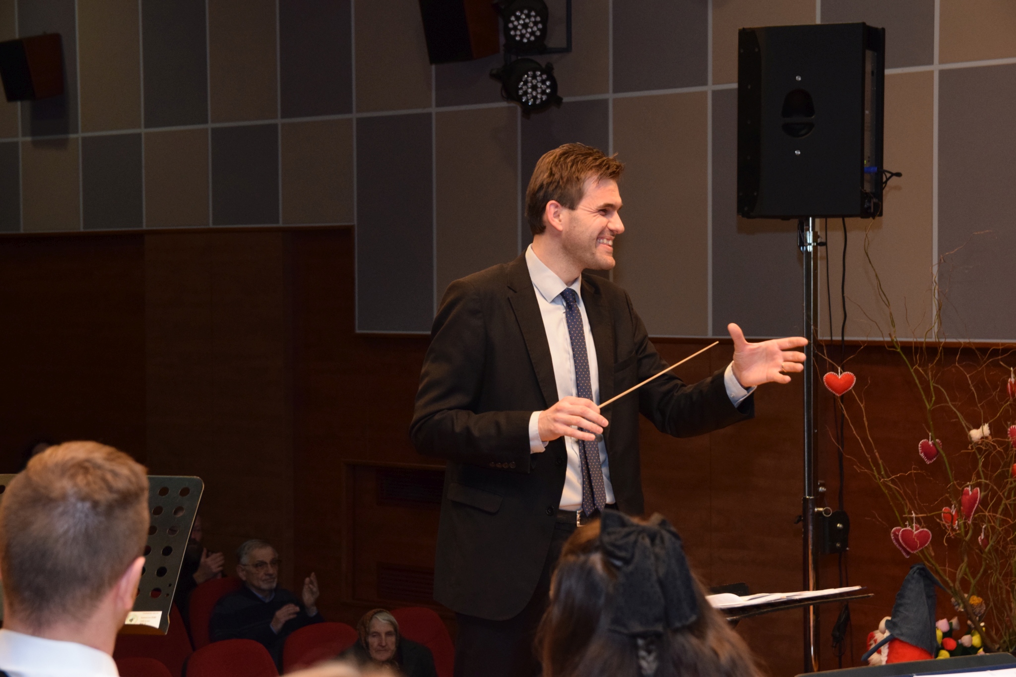 Pogledajte kakva je bila atmosfera na koncertu Tamburaškog orkestra KUU Zvon