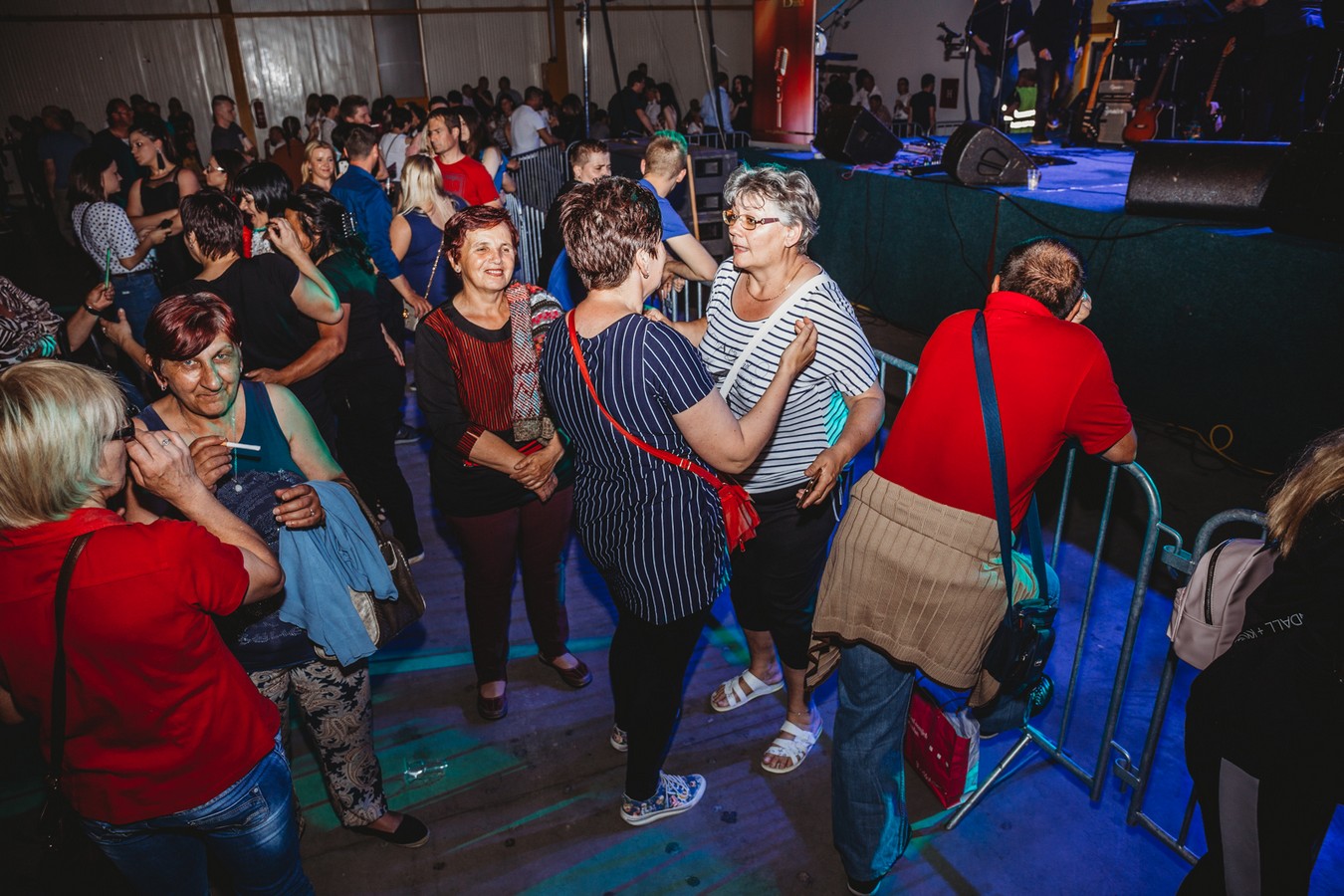 VIDEO I FOTO Neda Ukraden u Nedelišću okupila fanove svih generacija