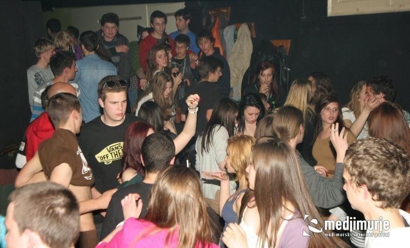 slika0027 Arcus (Subota, 21.4.2012) slika0027 Arcus (Subota, 21.4.2012)