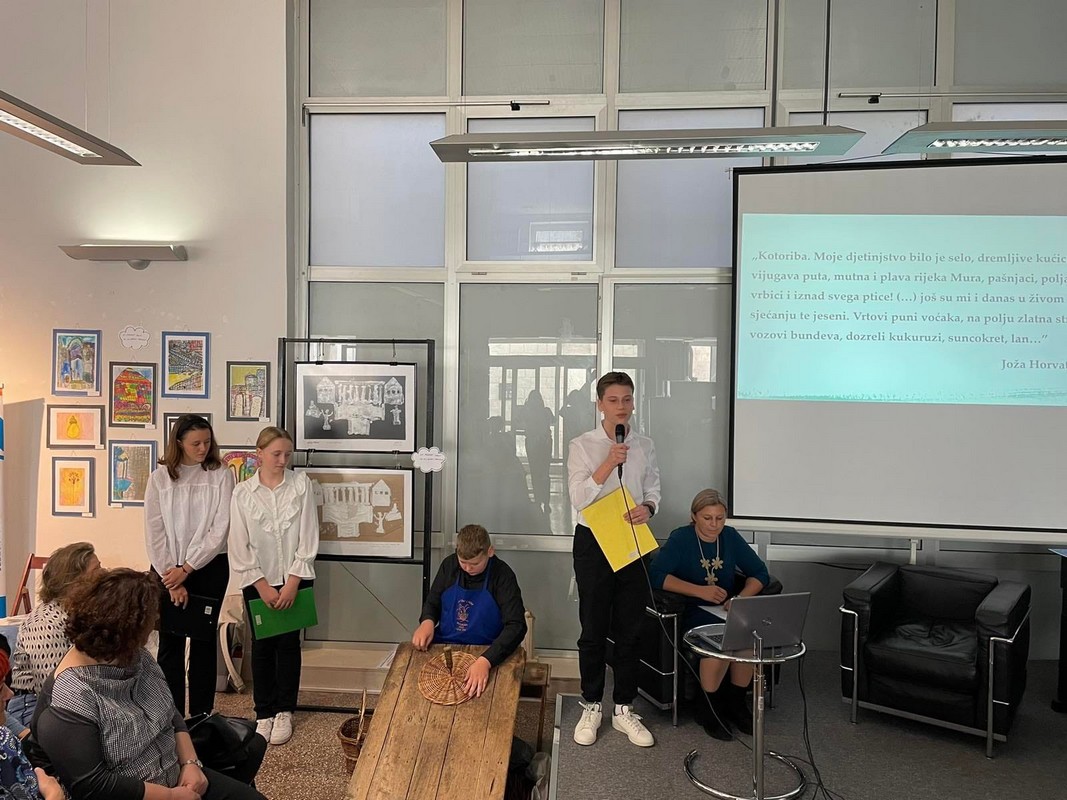 KOTORIBA ‘Moj zavičaj jučer, danas, sutra – Kotoriba’ među četiri najbolja projekta osnovnih škola iz cijele Republike Hrvatske KOTORIBA ‘Moj zavičaj jučer, danas, sutra – Kotoriba’ među četiri najbolja projekta osnovnih škola iz cijele Republike Hrvatske