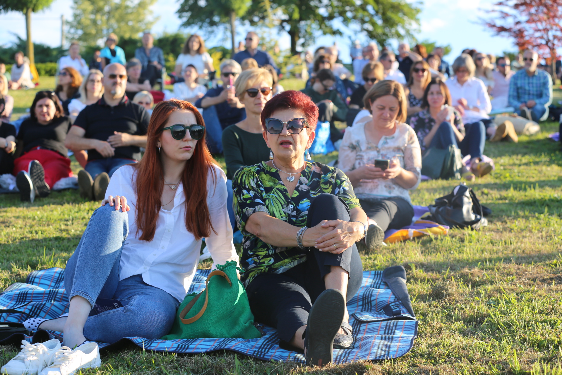 Koncert u Zmajevom vrtu obitelji Valkaj