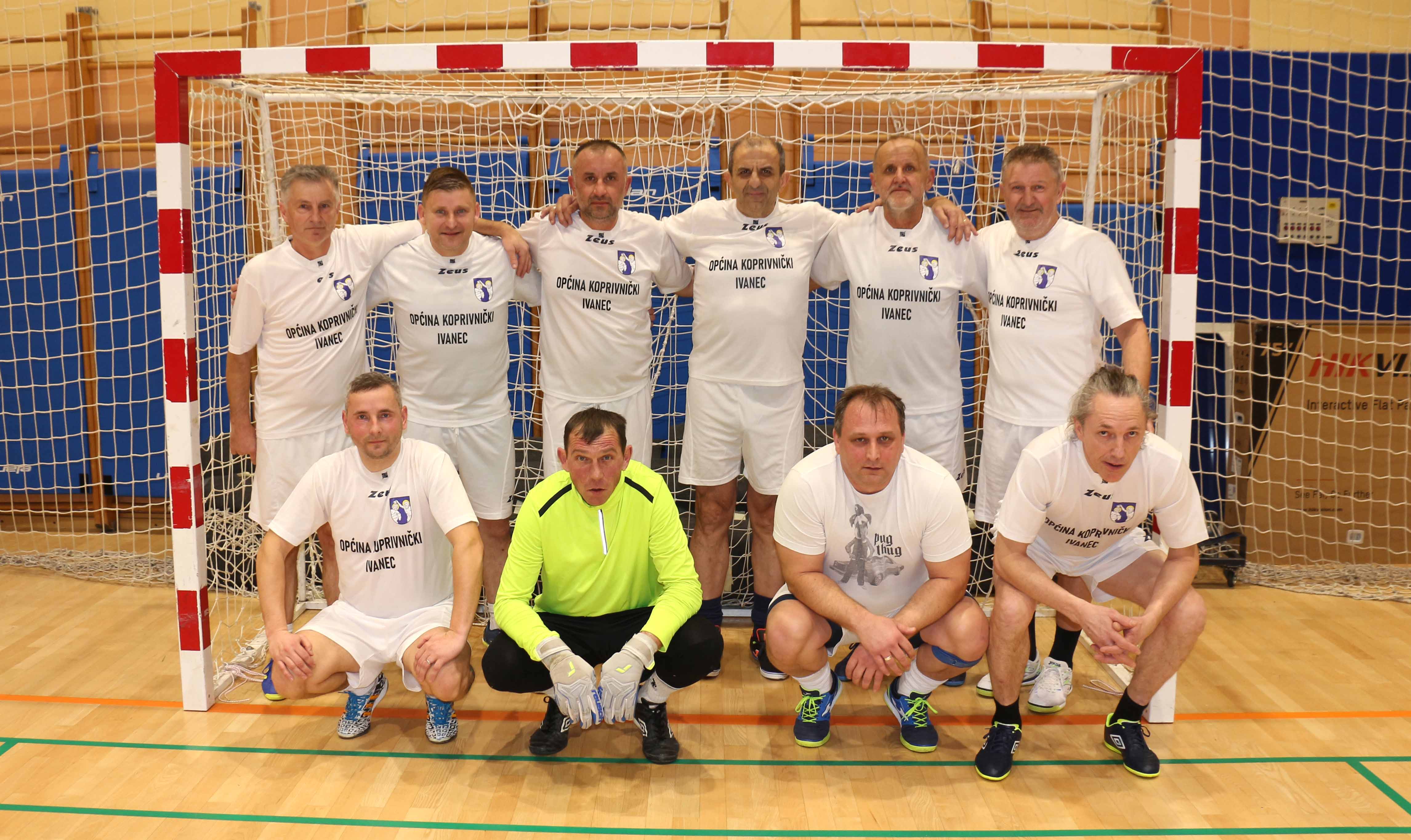 DONJI KRALJEVEC Evo atmosfere s memorijalne veteranske lige ‘Antun Balent Toča’