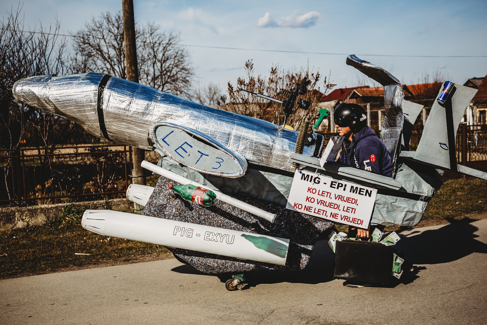 Gorički svati – fašnička povorka s kreativnim maskama prošetala Goričanom