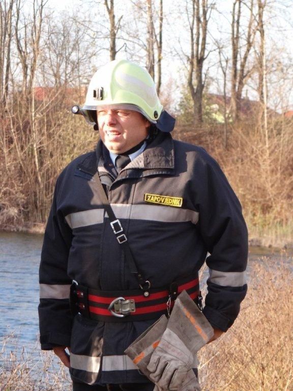 Vatrogasna vježba na obali Mičigen jezera