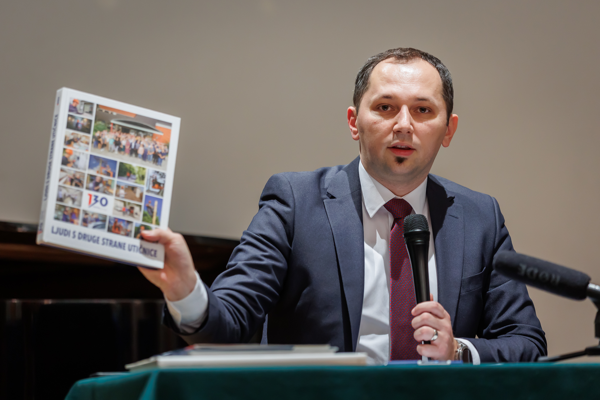 ELEKTRA ČAKOVEC Predstavljanje monografije Ljudi s druge strane utičnice