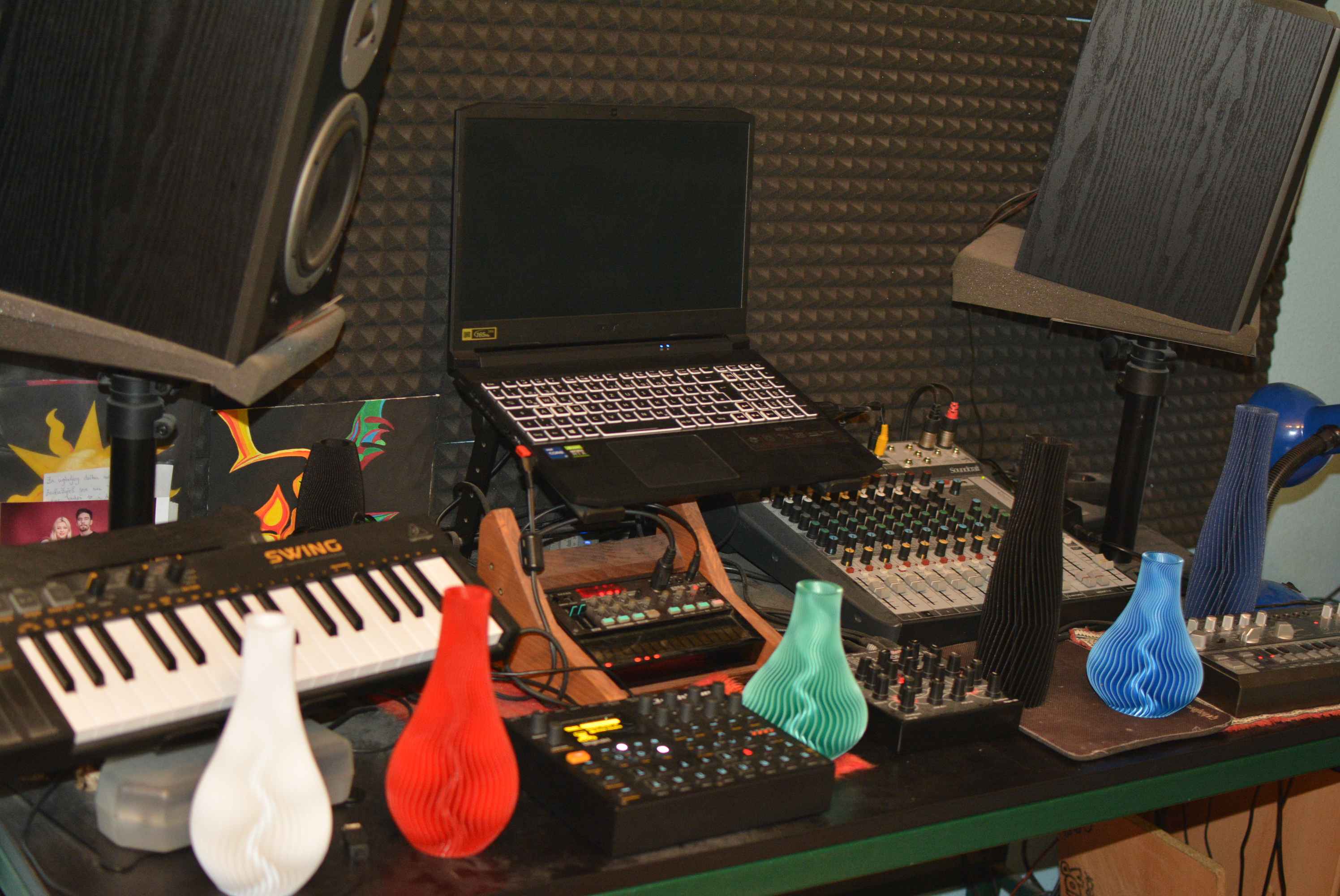 INOVATIVNI MAJSTOR Aleksandar Polanec (34) iz Selnice mixa glazbu od malena i 3D printa predivne spiralne vaze INOVATIVNI MAJSTOR Aleksandar Polanec (34) iz Selnice mixa glazbu od malena i 3D printa predivne spiralne vaze