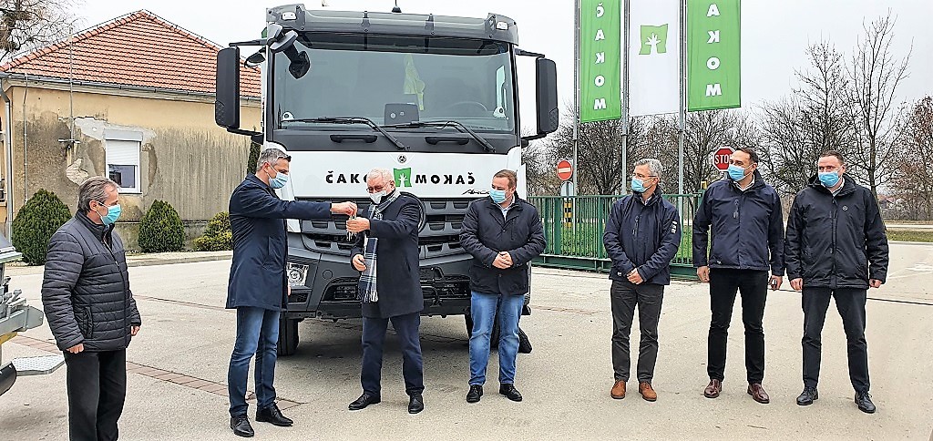 FOTO Vozila za odvojeno prikupljanje otpada stigla u ČAKOM