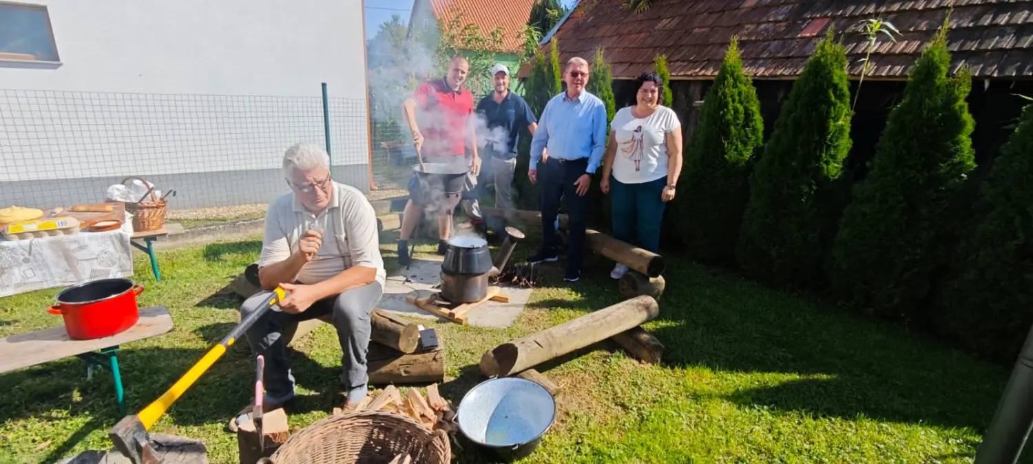 eko kotlić (18) eko kotlić (18)