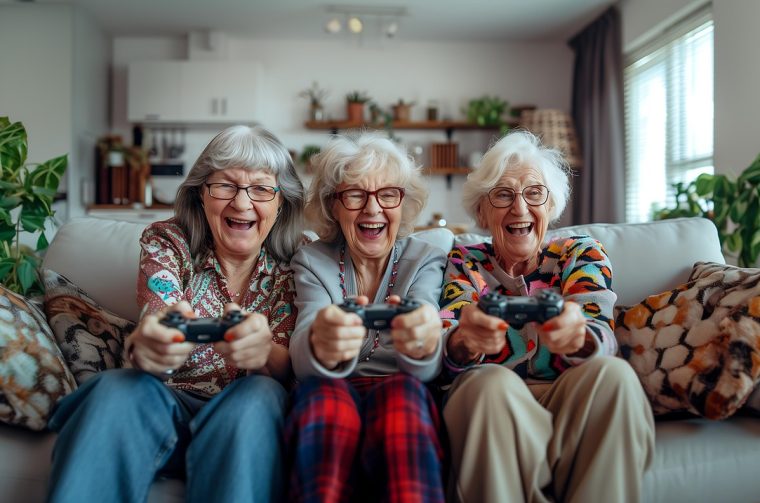 elderly-8776593_1280