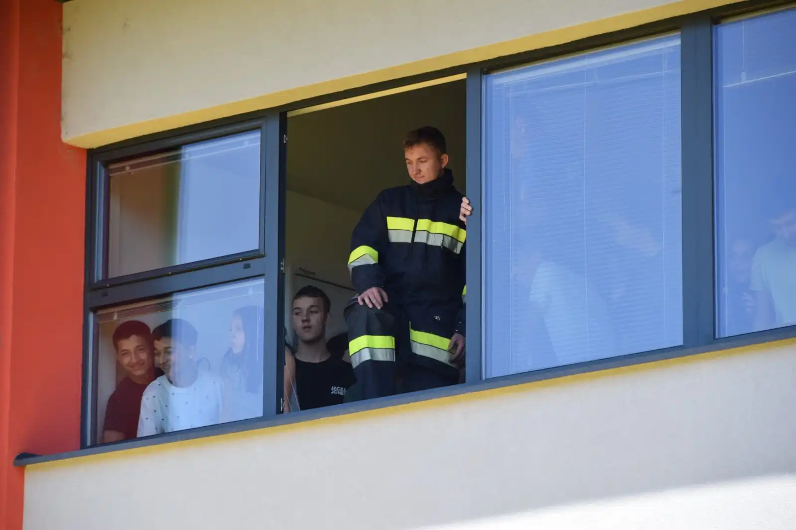 evakuacijska vježba donja dubrava,oš,vrtićdvd donja dubrava (20)