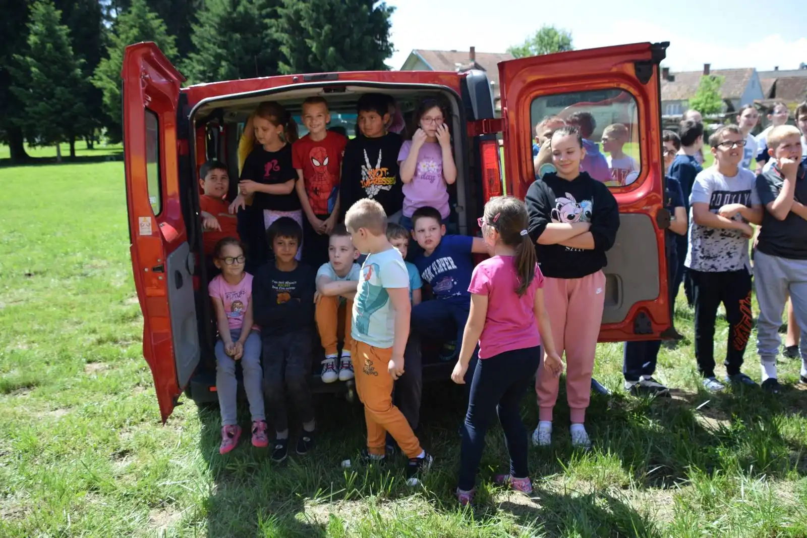 evakuacijska vježba donja dubrava,oš,vrtićdvd donja dubrava (22)