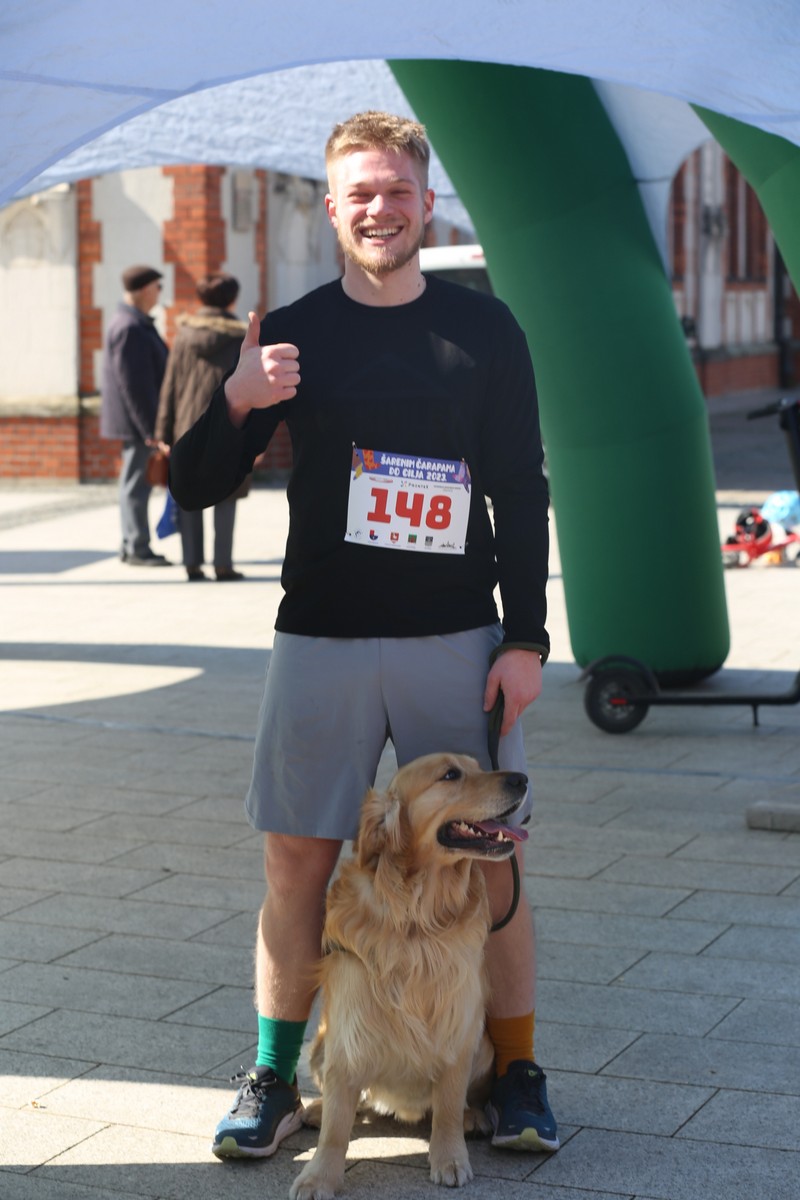 ”Šarenim čarapama do cilja”