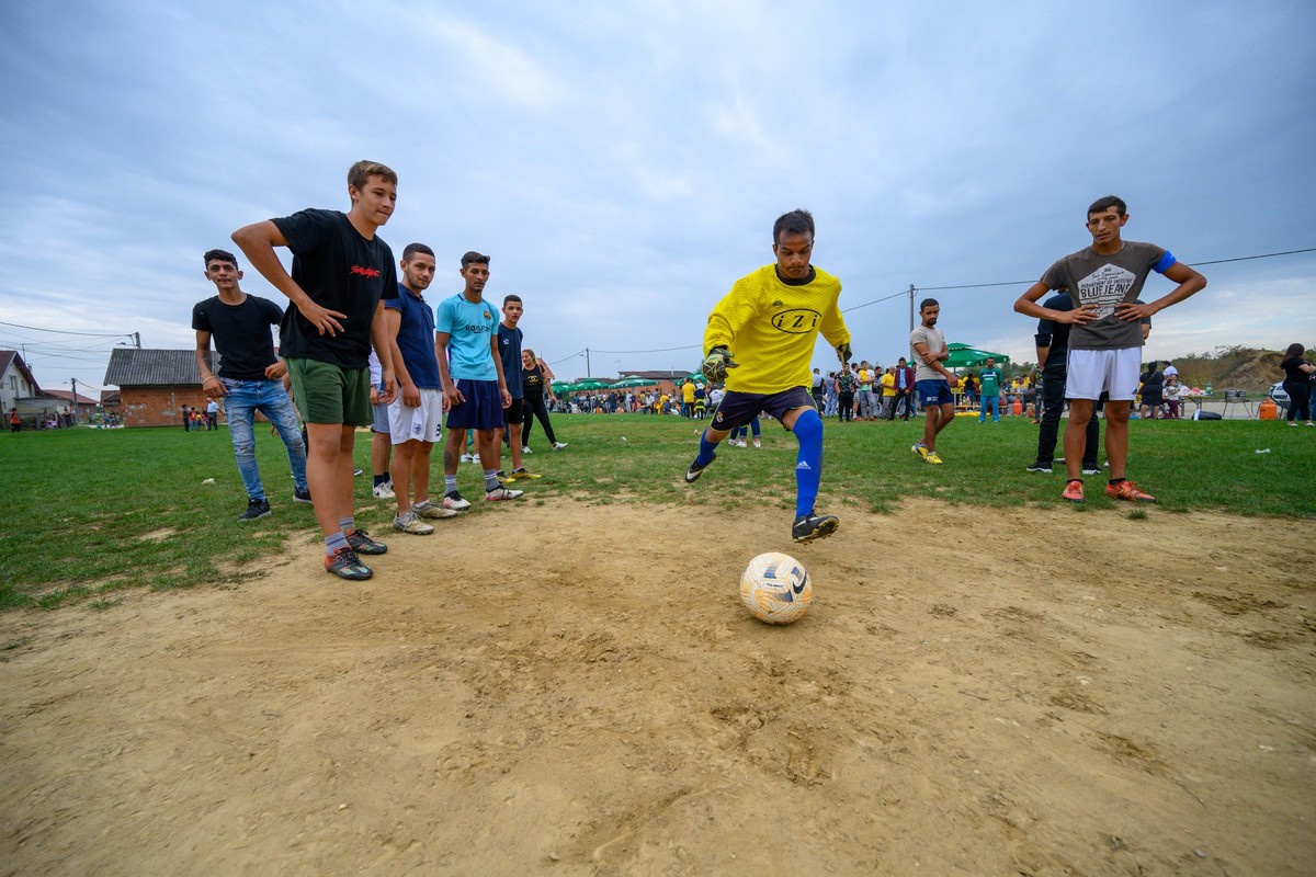 Veljko Kajtazi, Suzana Krčmar, Sitnice,