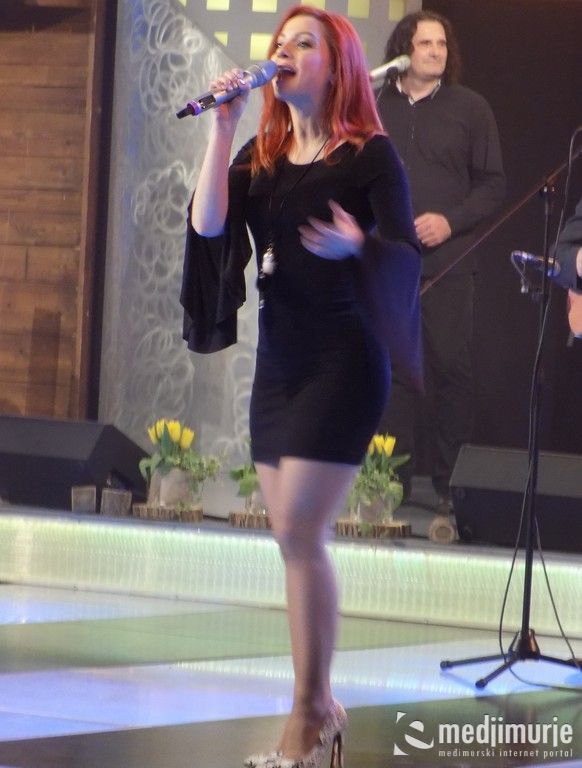 lijepomnasom0031928579