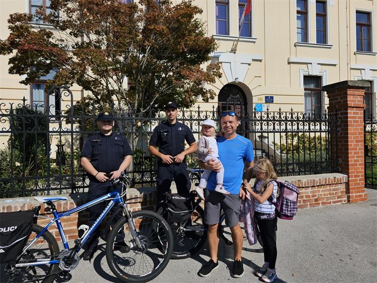 Policijaci na biciklima u Čakovcu