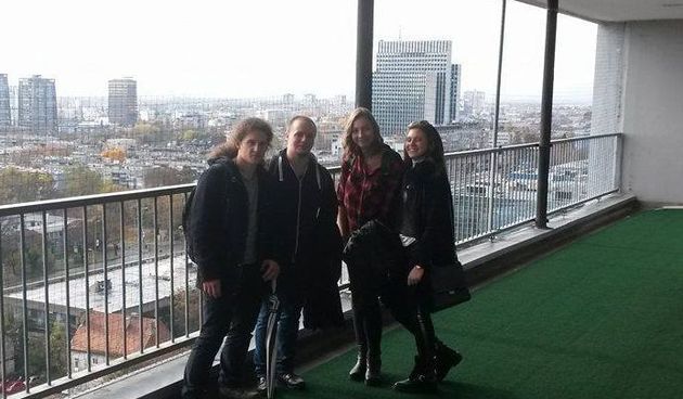 1499132189403363739967144083219