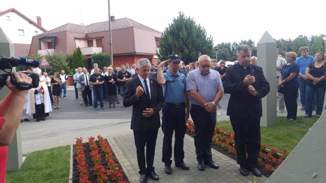 1351793197333708276412315821856