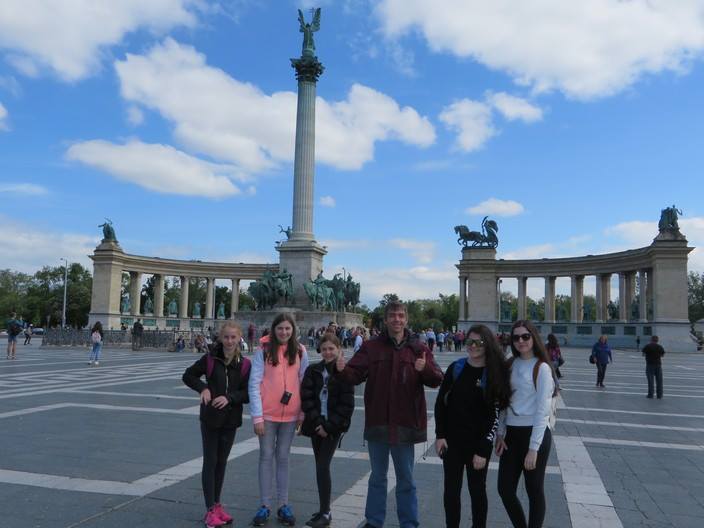 1848577363283483024242011853621