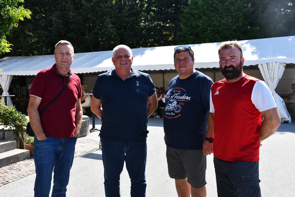 ZAHVALILI IM Ručak za istinske heroje Pušćina