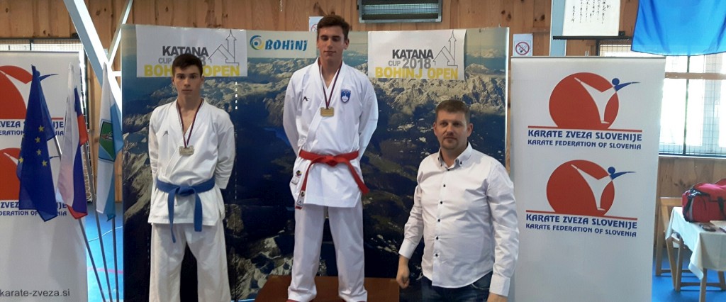 20180421142429resized358650