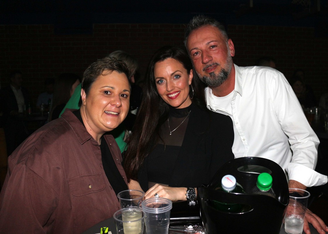 Neda Ukraden i grupa Vigor