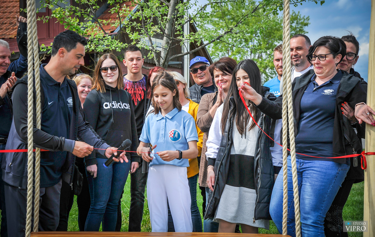 Nautički klub Labud uljepšao svoj prostor