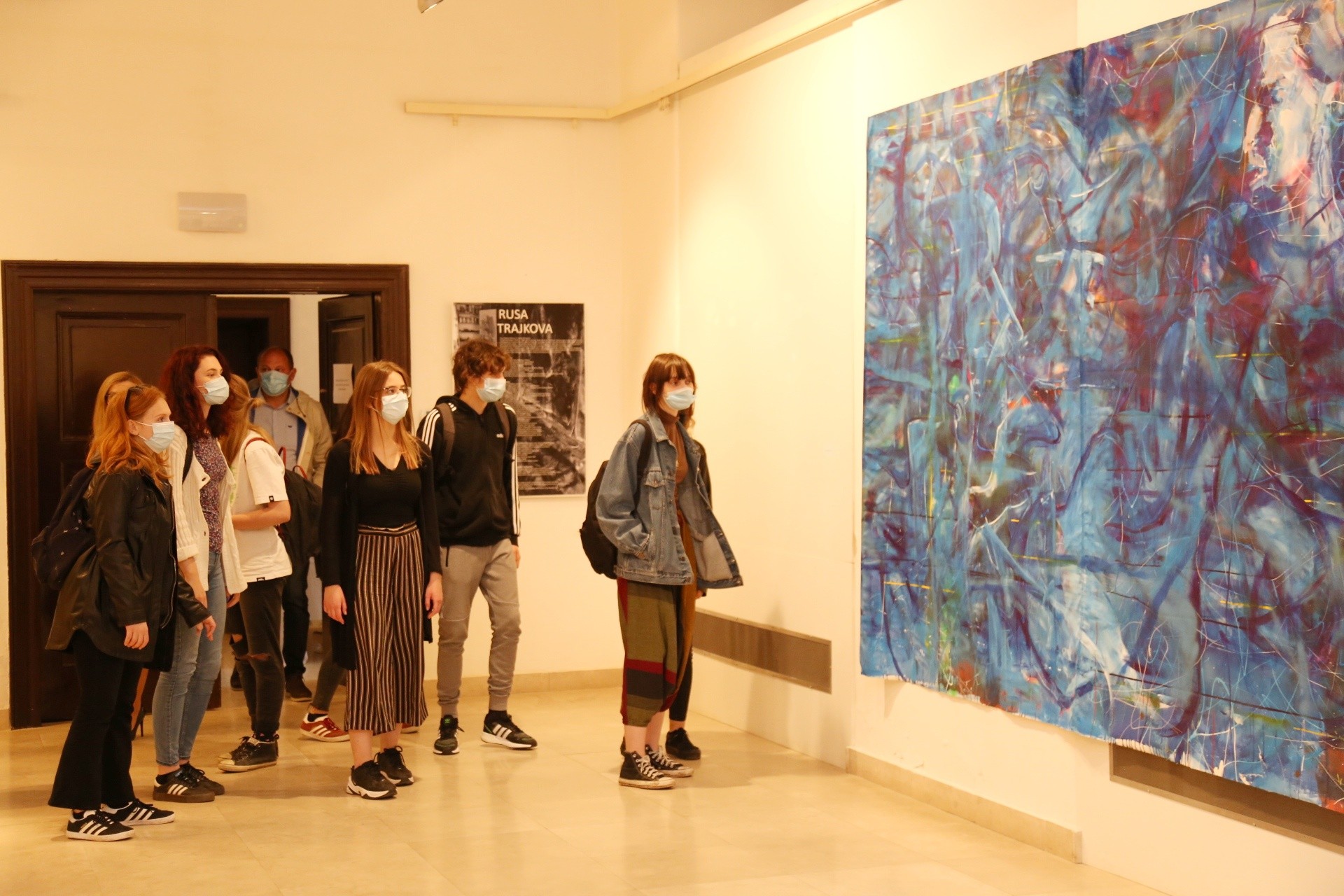 Izložba ‘Plave i crvena’ Ruse Trajkove u Muzeju Međimurja Čakovec