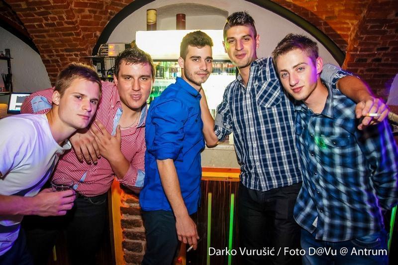 slika00005 Antrum (Petak, 27.6.2014.)