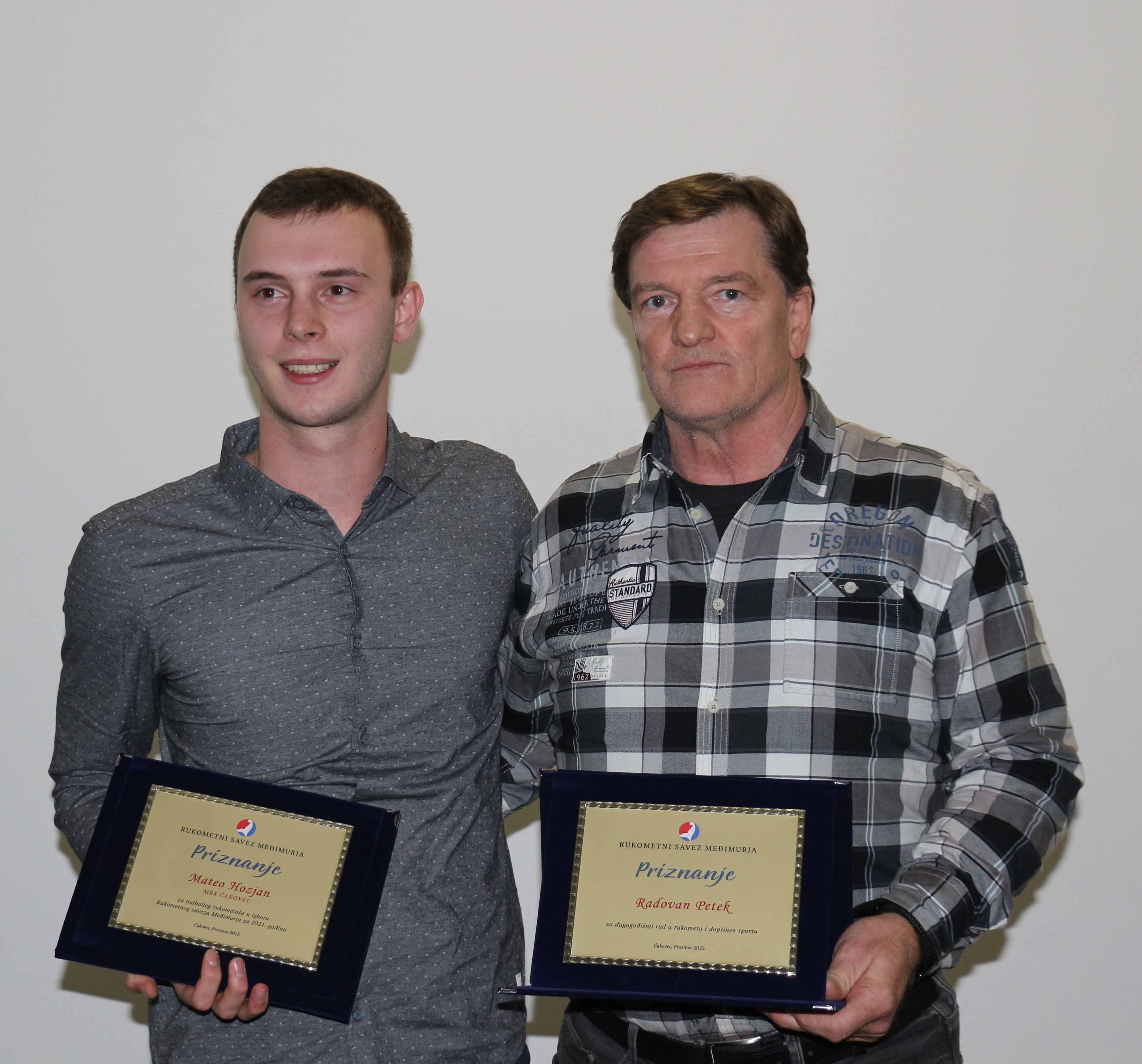 RUKOMETNI SAVEZ MEĐIMURJA Najboljim međimurskim rukometašima proglašeni Marta Kozjak i Mateo Hozjan! RUKOMETNI SAVEZ MEĐIMURJA Najboljim međimurskim rukometašima proglašeni Marta Kozjak i Mateo Hozjan!