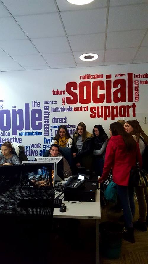 1515122310209816337997891156777