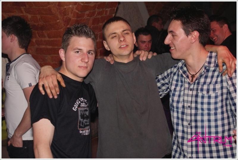 slika0065 Antrum (Petak i subota, 22. i 23.3.2013 – Mladen Burnać i Queens party) slika0065 Antrum (Petak i subota, 22. i 23.3.2013 – Mladen Burnać i Queens party)