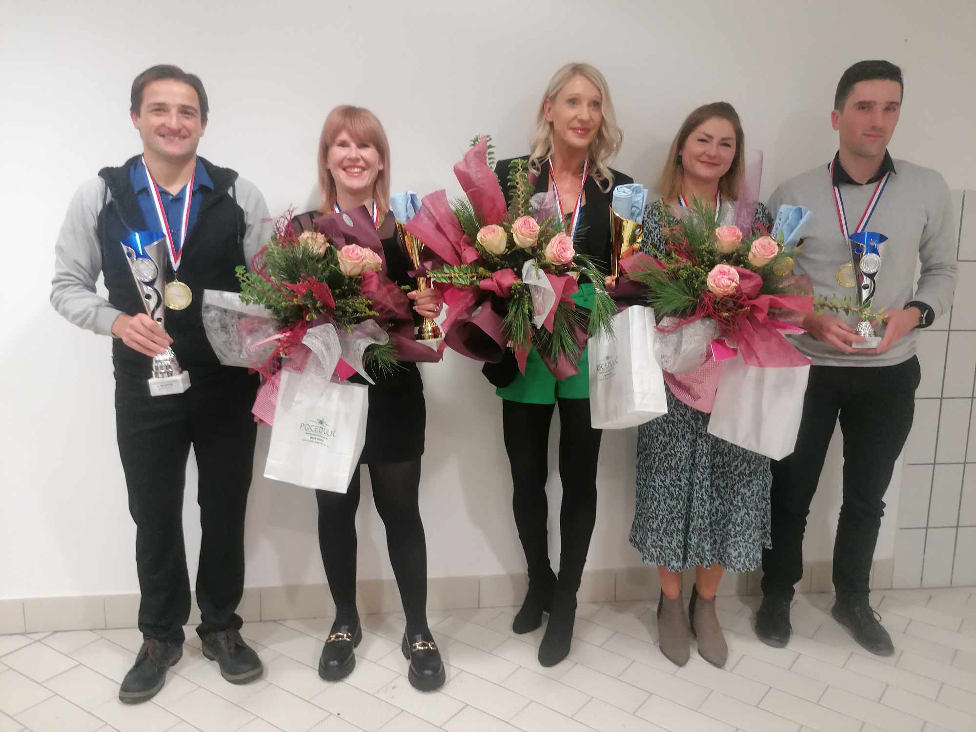 Image 5923391 (auto) Image 5923391 (auto)