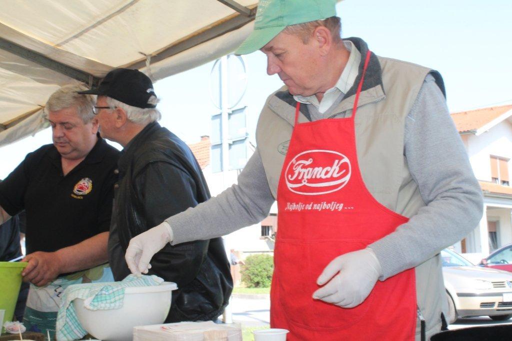 Humanitarna podjela ribica u Nedelišću