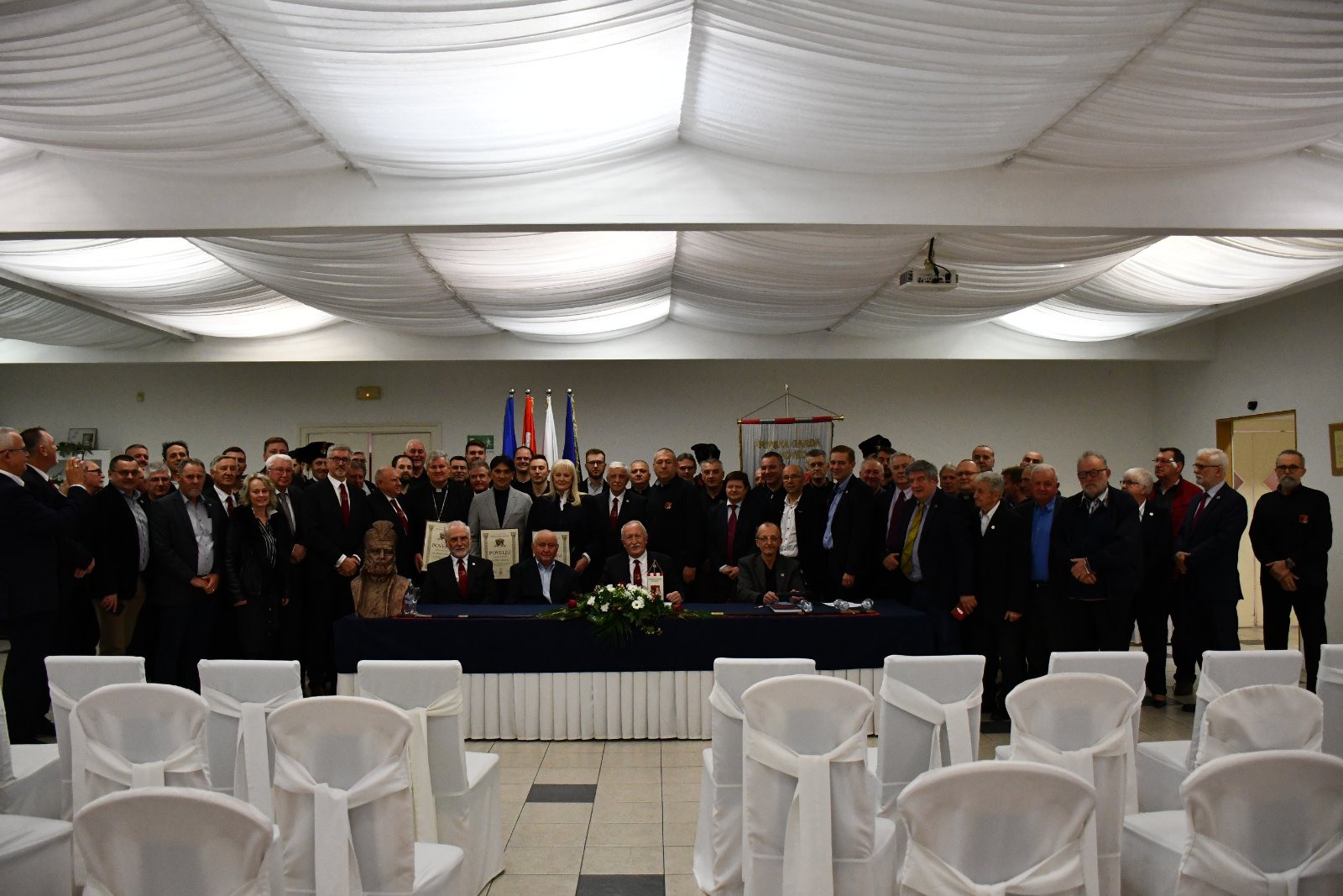 Zlatko Dalić postao počasni član Zrinske garde Čakovec