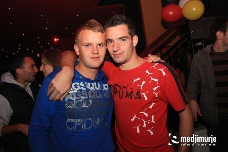 slika0034 Maraton (Subota, 8.10.2011) slika0034 Maraton (Subota, 8.10.2011)