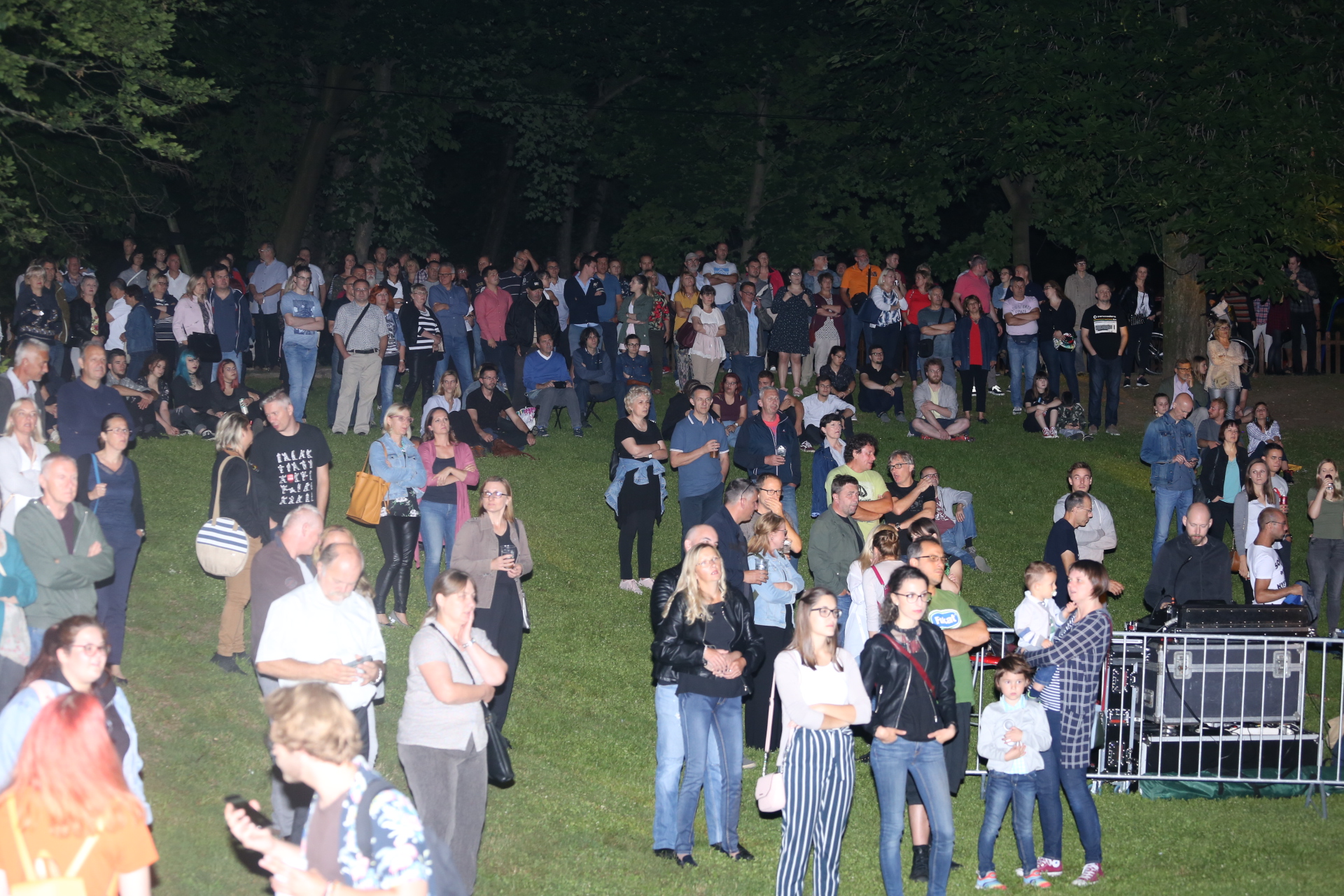 Koncert Jurice Pađena i Aerodroma za kraj Ljeta u gradu Zrinskih