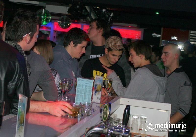 IMG4297 Diana (Subota, 10.12.2011) IMG4297 Diana (Subota, 10.12.2011)